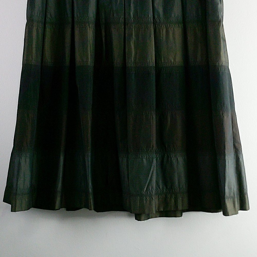 Zara - Dark Striped A-Line Skirt - Small - Picture 3 of 5